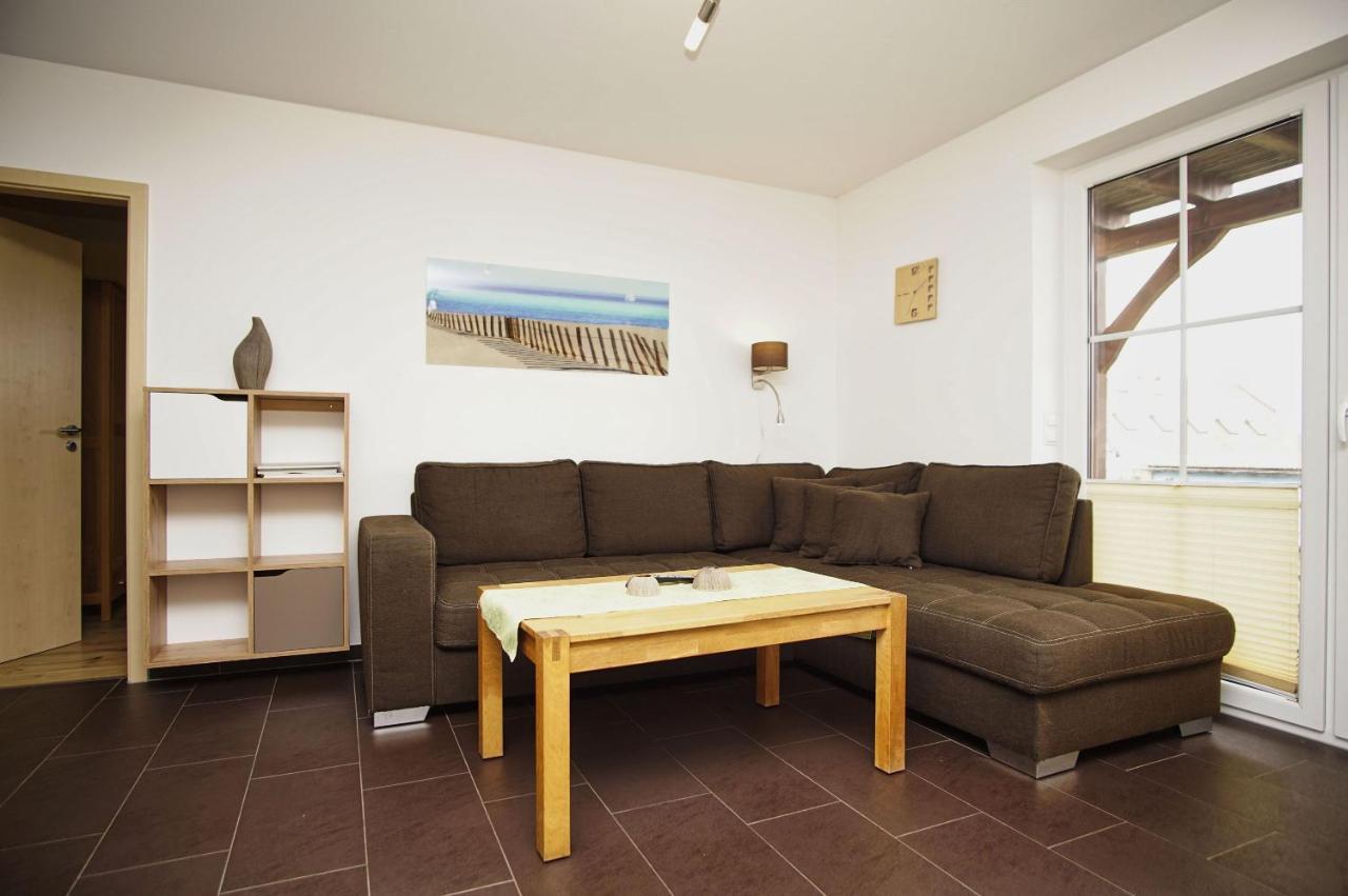 Schicke Fewo Mit Terrasse, Gratis Nutzung Vom Ahoi Erlebnisbad Und Sauna In Sellin - Haus De Niege Wech Fewo 02 Тиссов Экстерьер фото