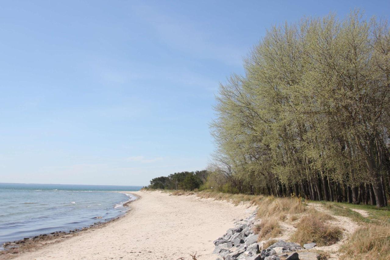Schicke Fewo Mit Terrasse, Gratis Nutzung Vom Ahoi Erlebnisbad Und Sauna In Sellin - Haus De Niege Wech Fewo 02 Тиссов Экстерьер фото